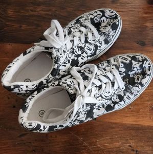 DISNEY MICKEY MOUSE CANVAS SHOES, SIZE 9